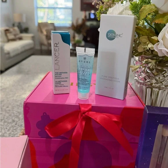 ❤️VALENTINE 🎉”SALE”🎉BUNDLE Makeup/Skincare NEW
💝💘💗 - Picture 3 of 12